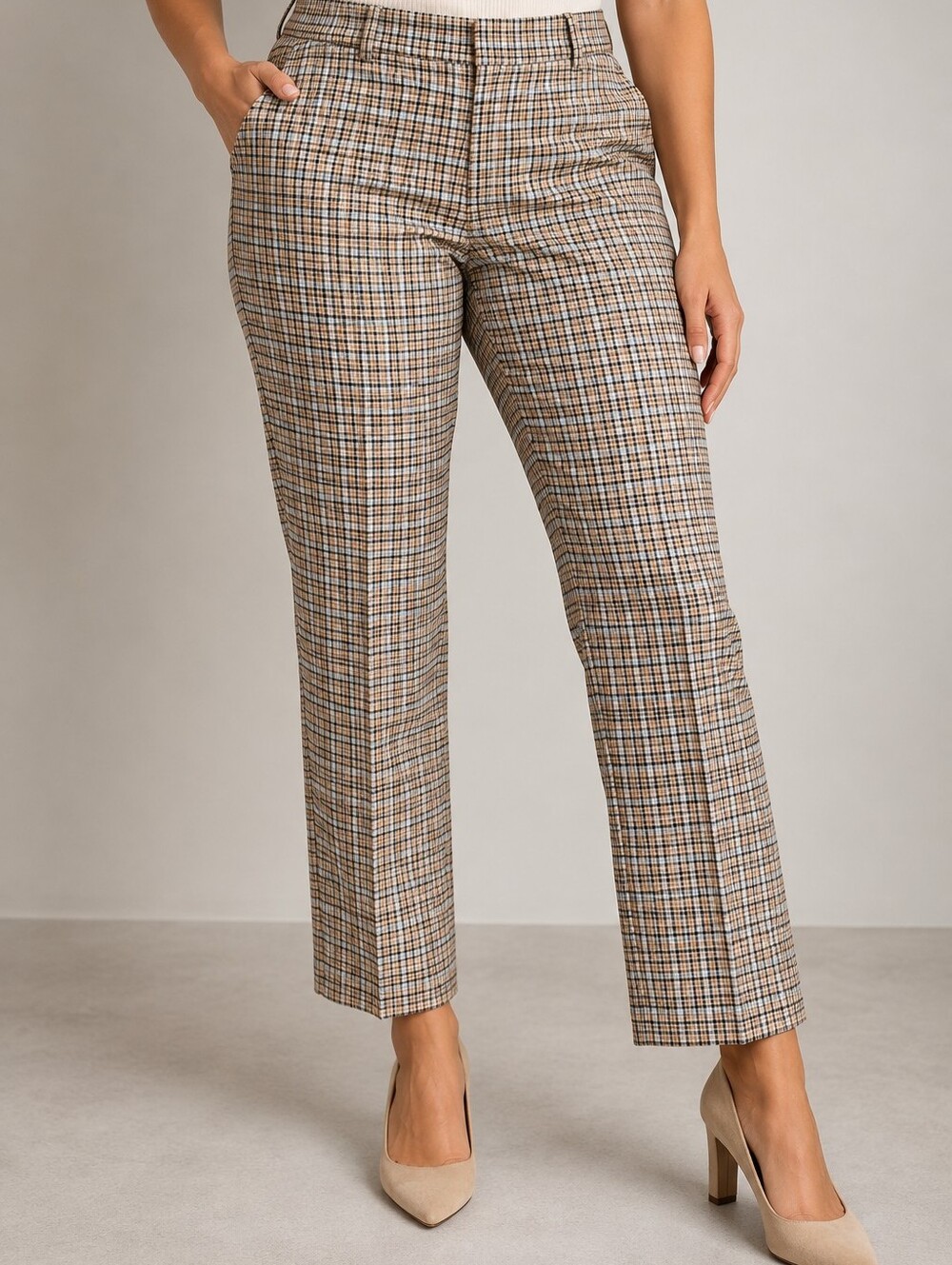 Contemporaine by Simons Women's Plaid Straight Leg Cropped Pants – Size 16